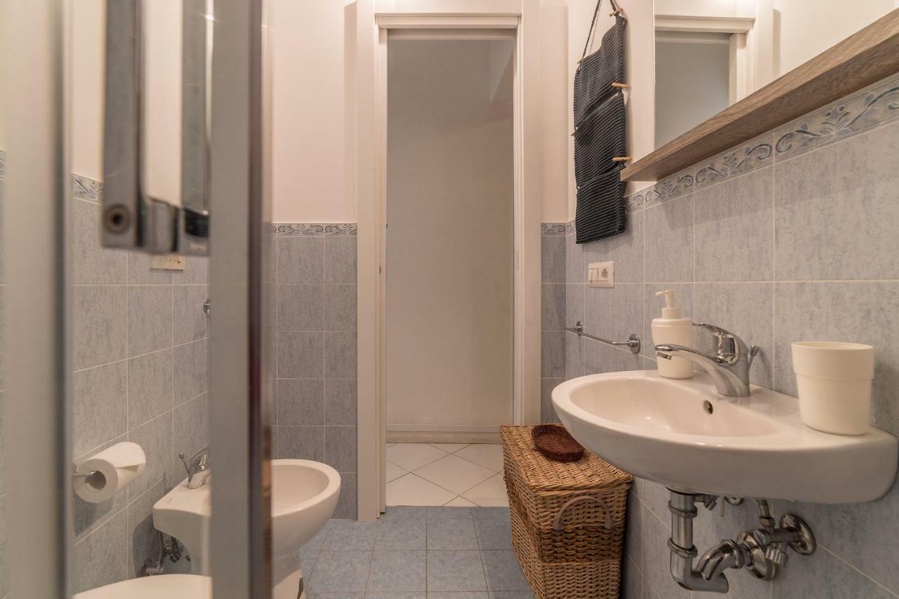 Colosseo Cozy Apartment โรม ภายนอก รูปภาพ