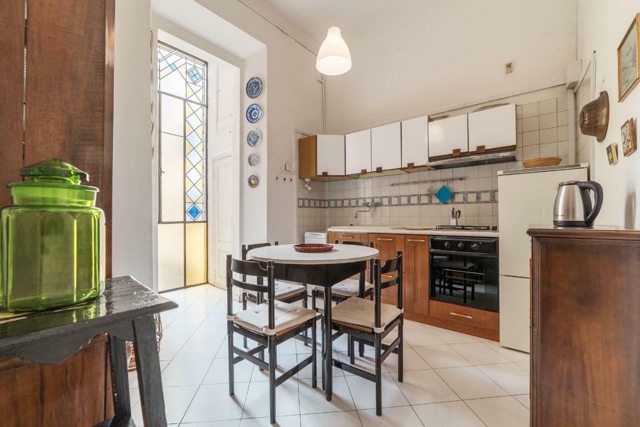Colosseo Cozy Apartment โรม ภายนอก รูปภาพ