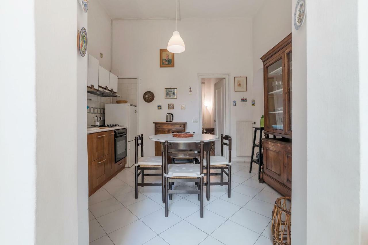 Colosseo Cozy Apartment โรม ภายนอก รูปภาพ