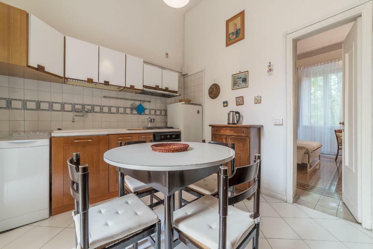 Colosseo Cozy Apartment โรม ภายนอก รูปภาพ